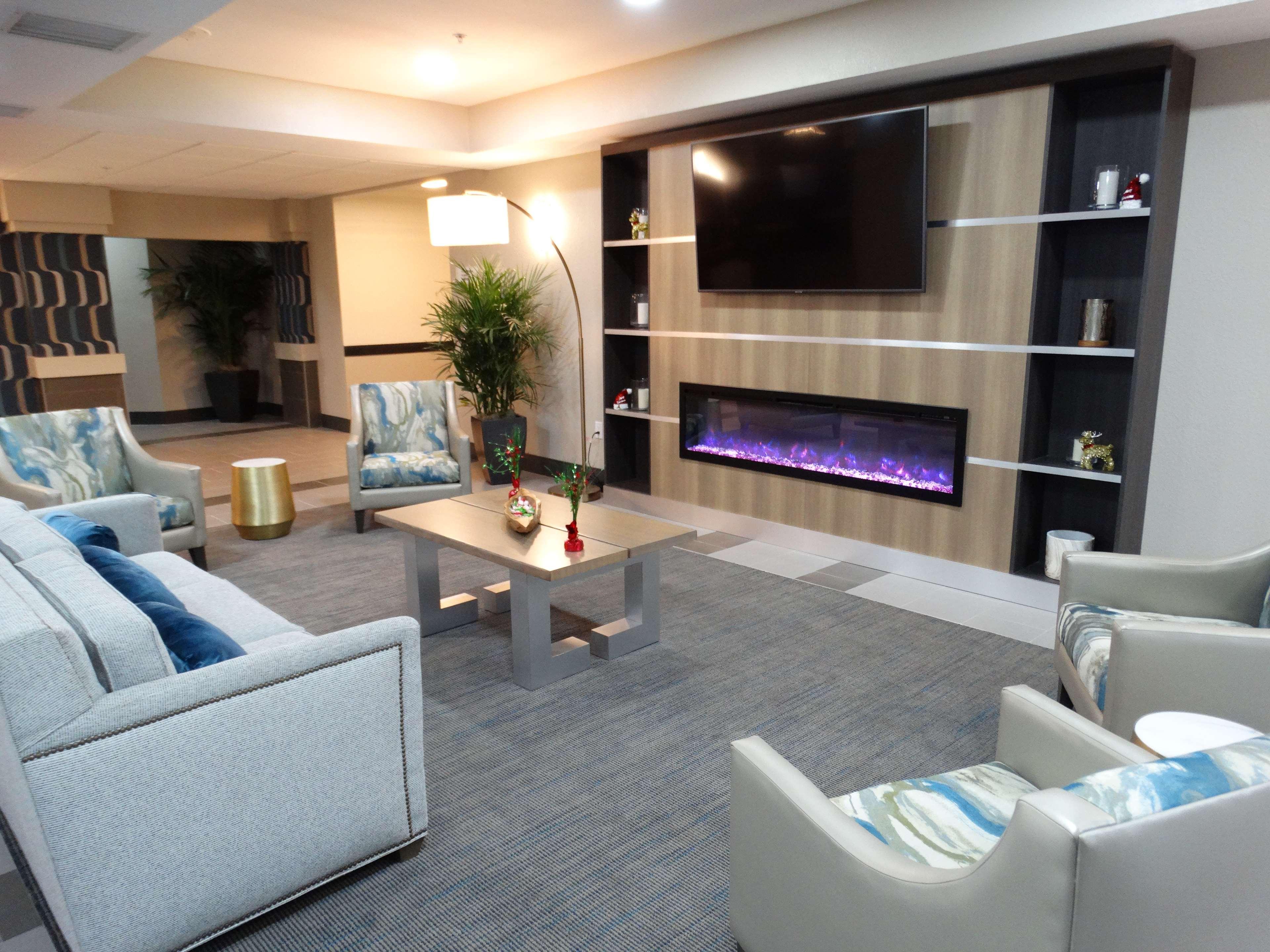 Best Western Plus Safford Interior photo