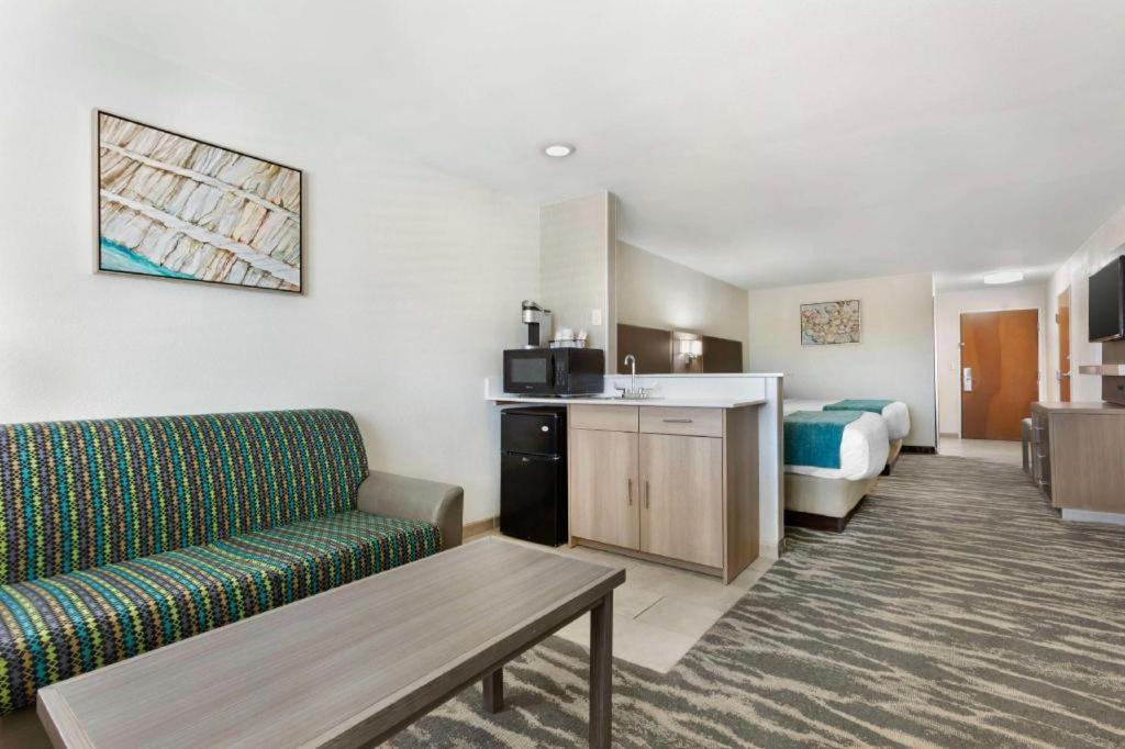 Best Western Plus Safford Exterior photo