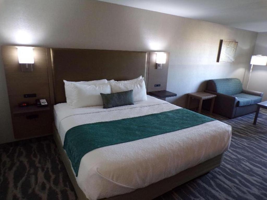 Best Western Plus Safford Exterior photo